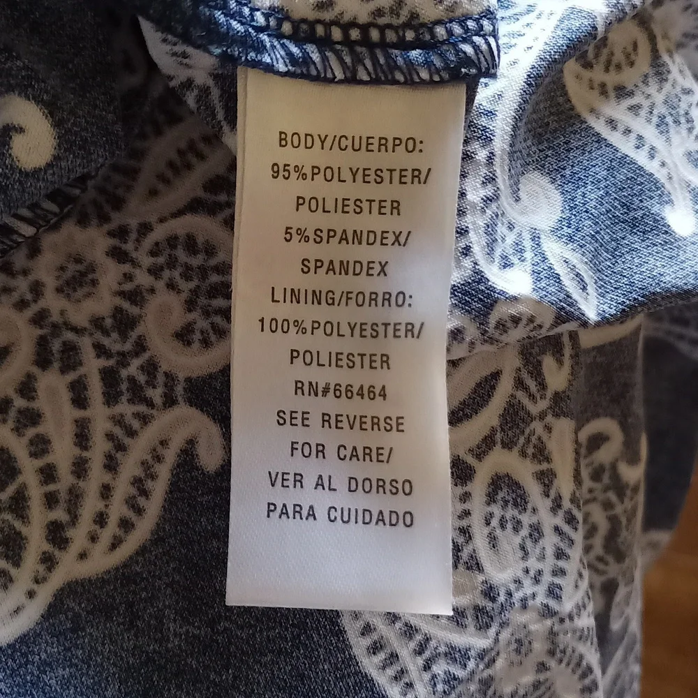 Petite short sleeve floral dress - Picture 4 of 4